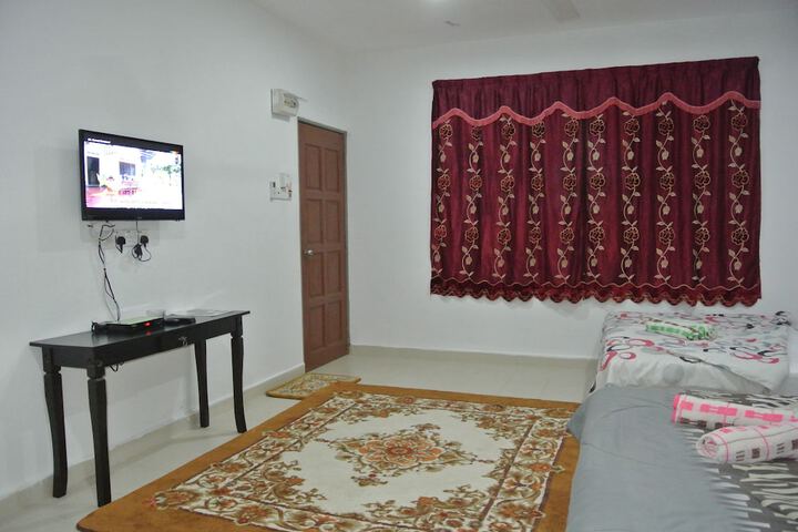 Room 12 of 42