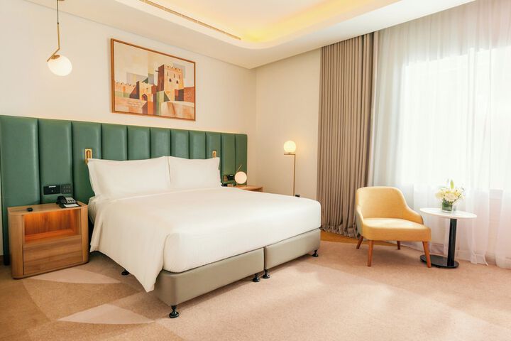 Room 35 of 66