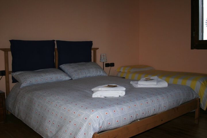 Room 3 of 36