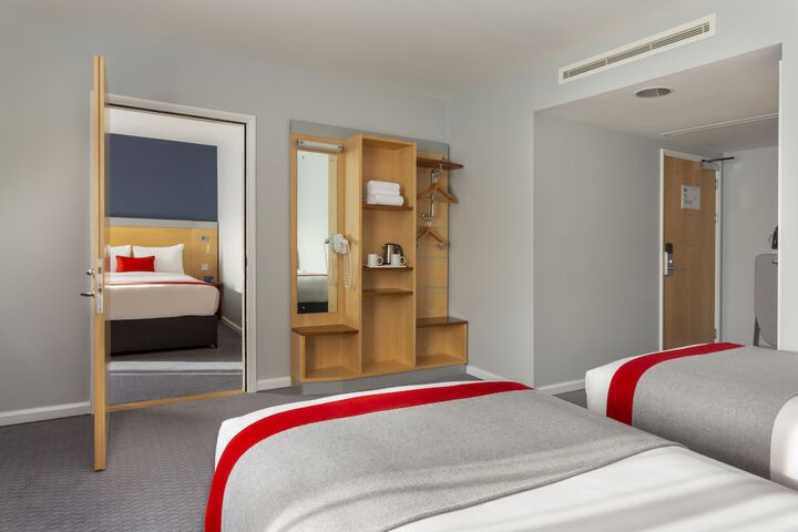 Room 10 of 59