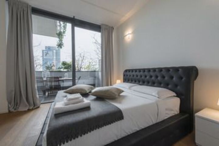 Room 5 of 23