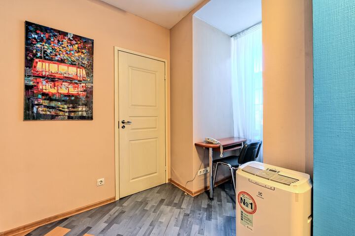 Room 29 of 40
