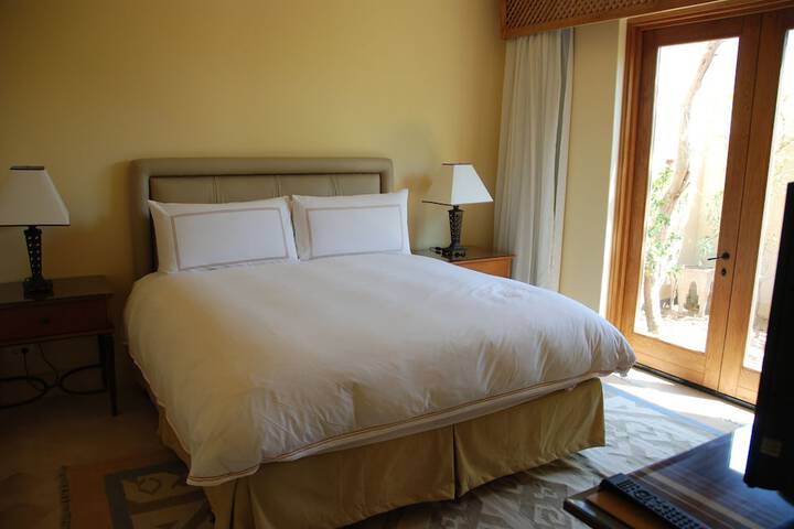 Room 5 of 22