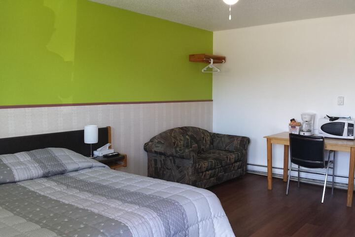 Room 13 of 49