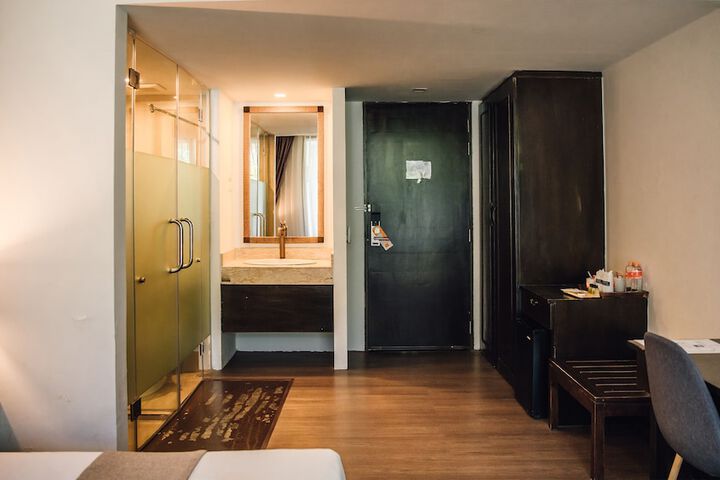 Room 45 of 86