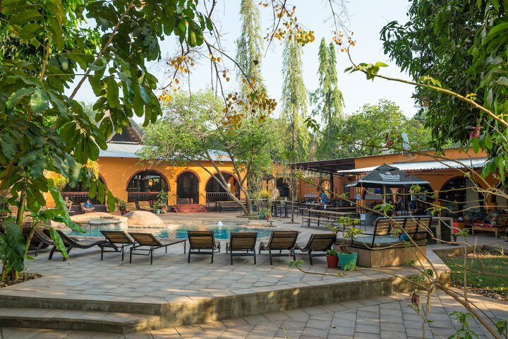 Pools & Facilities