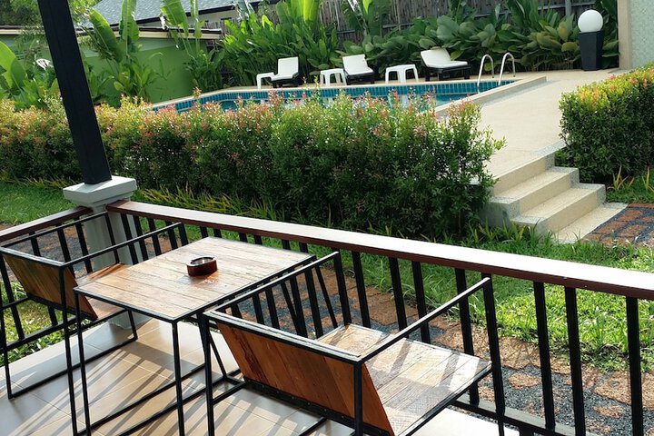 Terrace/Patio 11 of 41