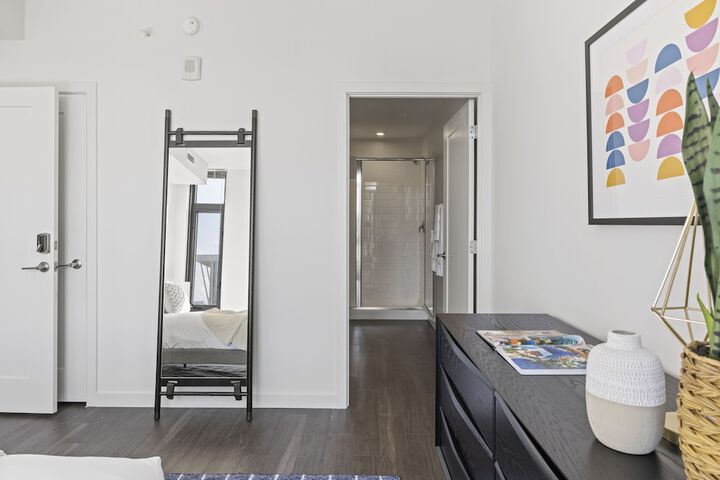 Room 30 of 91