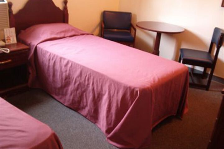 Room 7 of 15