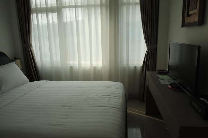 Room 22 of 61
