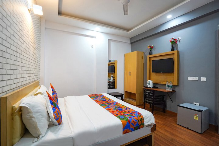 Room 18 of 24
