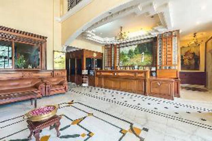 Hotel Aavanaa Inn