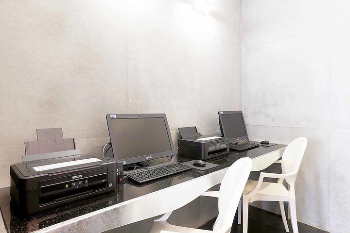 Business Center 12 of 12