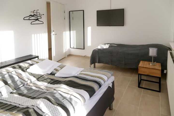 Room 17 of 20