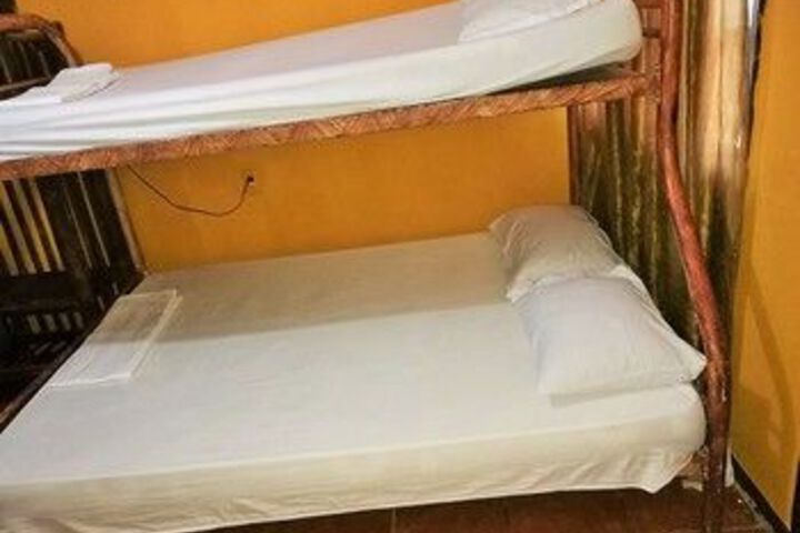 Room 34 of 71
