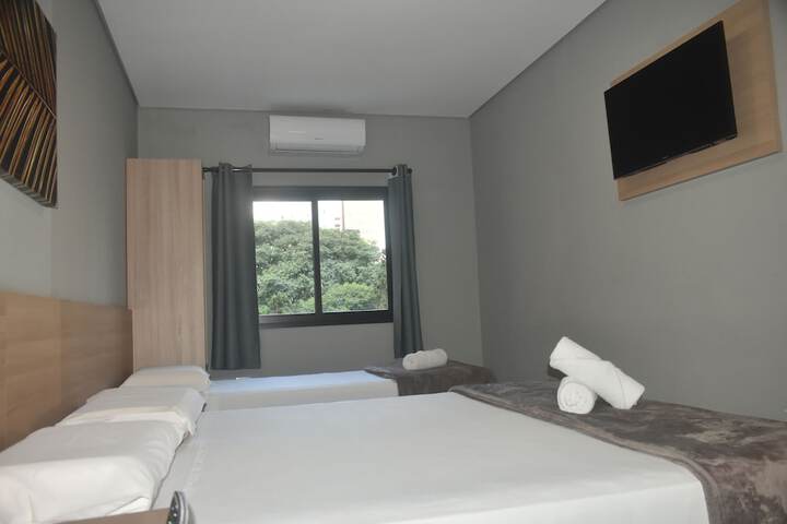 Room 14 of 33