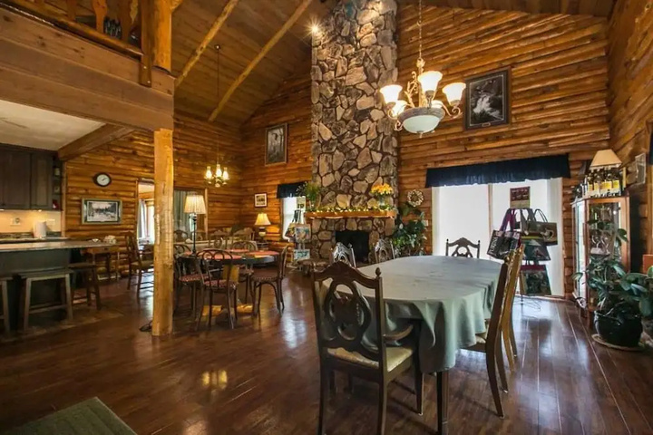 restaurant