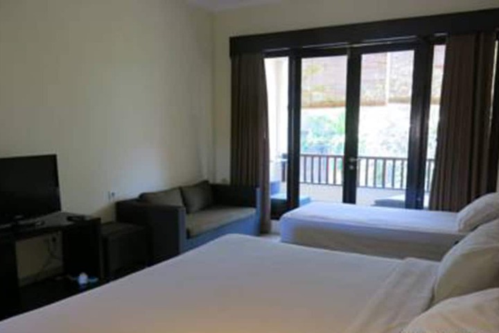 Room 7 of 99