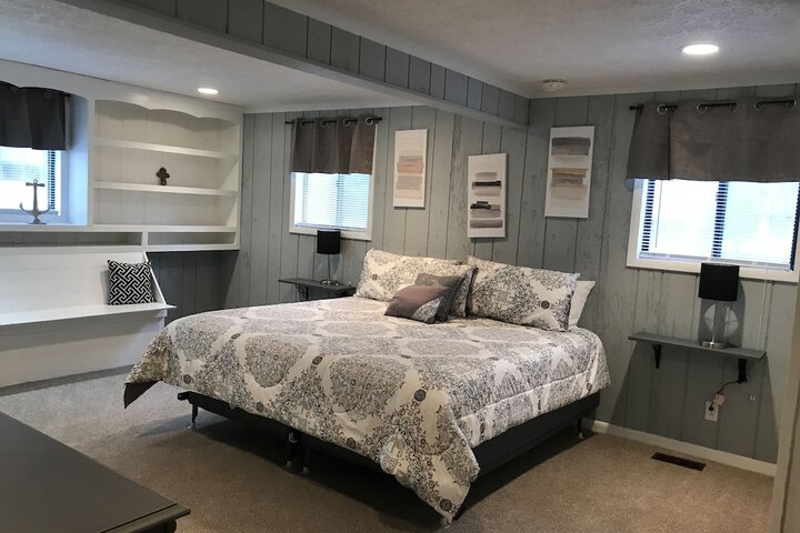 Room 61 of 400