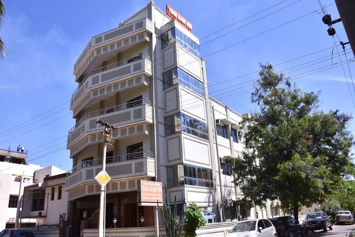 Yogi Ram Inn