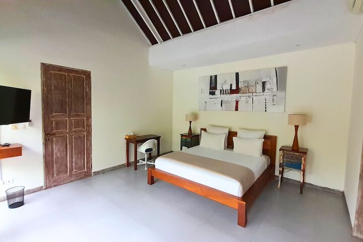 Room 8 of 64