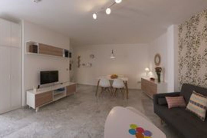 Room 20 of 25