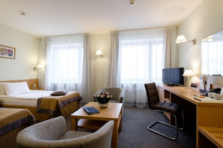 Room 17 of 54
