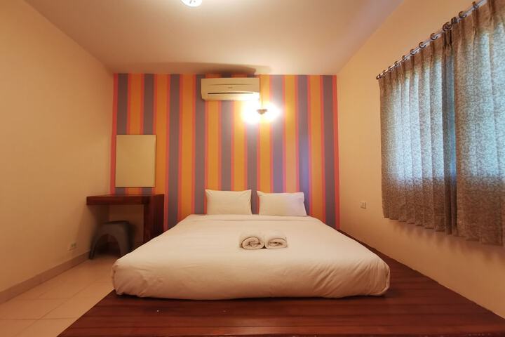 Room 21 of 79