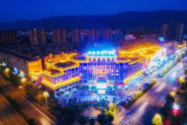 Longqi Longhu Hotel