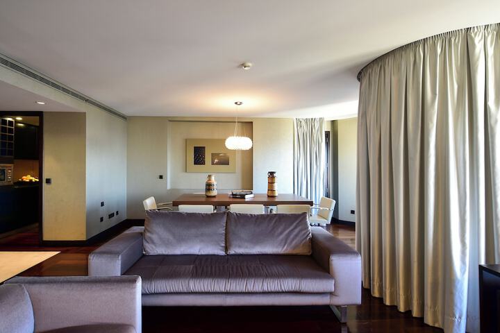 Room 48 of 107