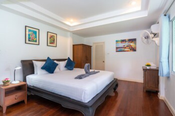 Room 41 of 53