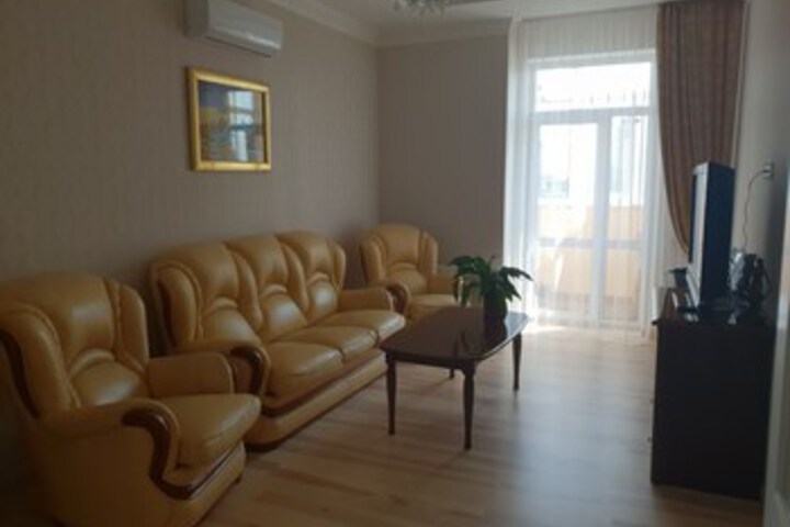 Room 42 of 72