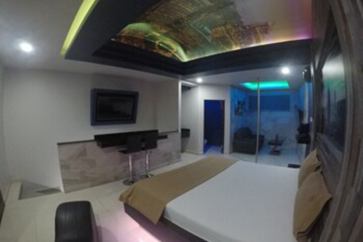 Room 21 of 78