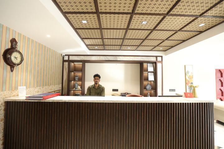 Hotel Interior 4 of 117
