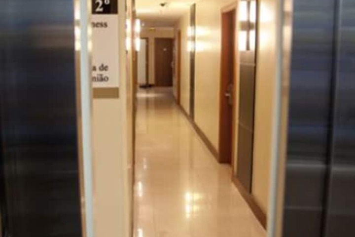 Ballroom/Hall 53 of 69