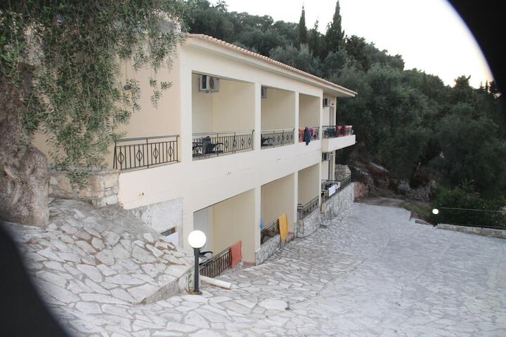 Hotel 64 of 81