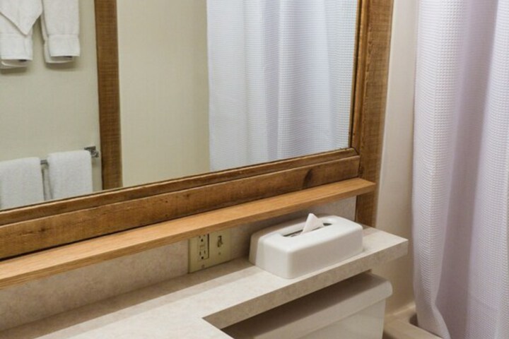 Room 8 of 26