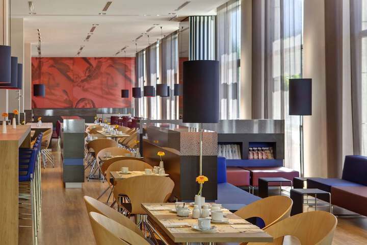 Dining Photos