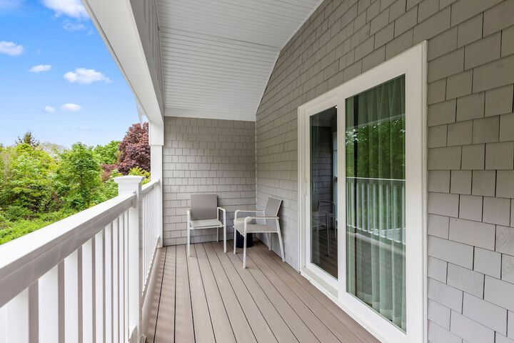 Terrace/Patio 23 of 37