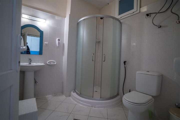 Room 21 of 41