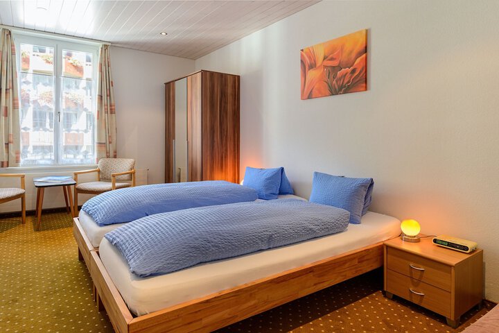Room 46 of 120