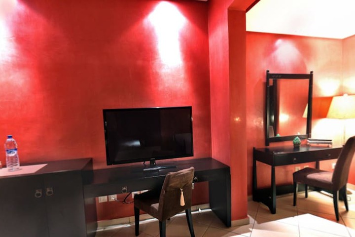Room 14 of 23