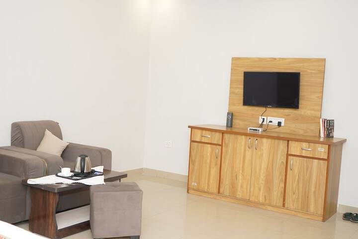 Room 16 of 31