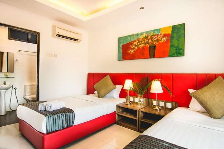 Room 26 of 66