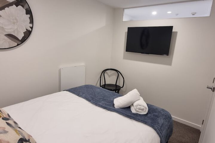 Room 6 of 39