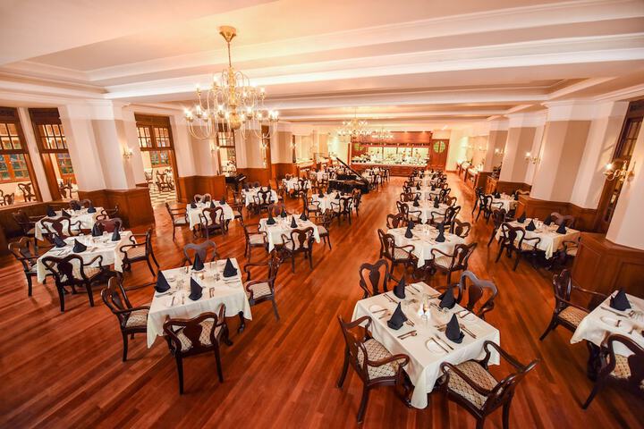 Dining 75 of 104