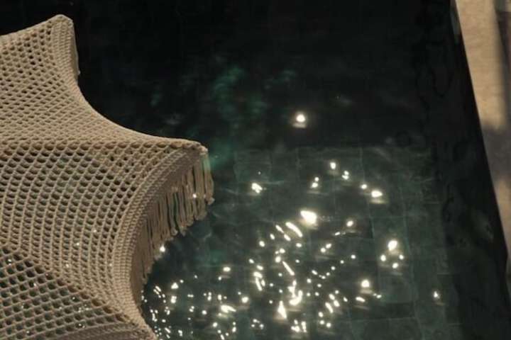 Hotel with Pool