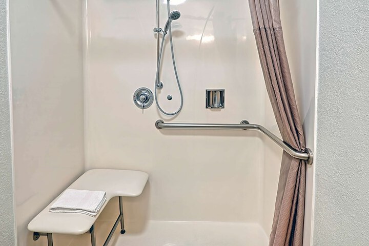 Room 29 of 45