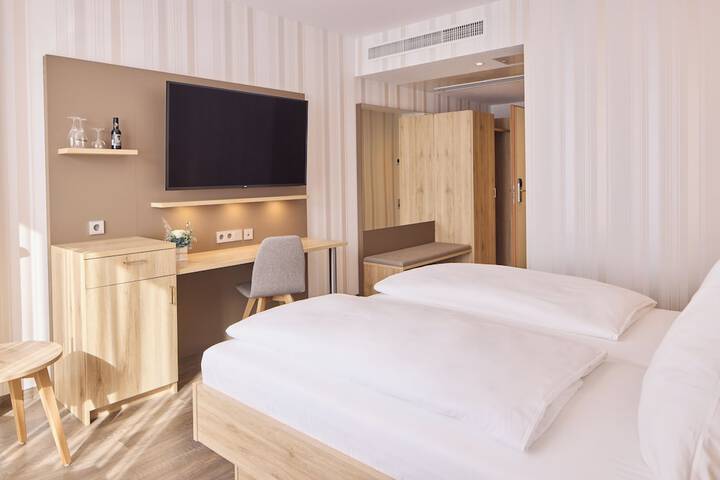Room 27 of 55