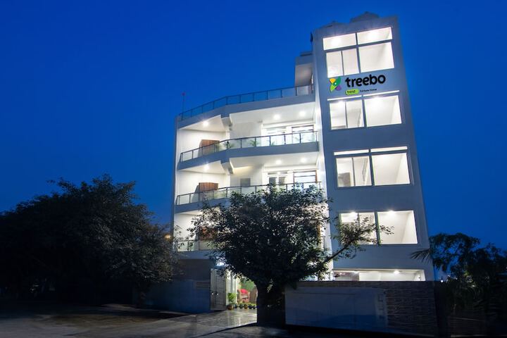 Hotel 26 of 28